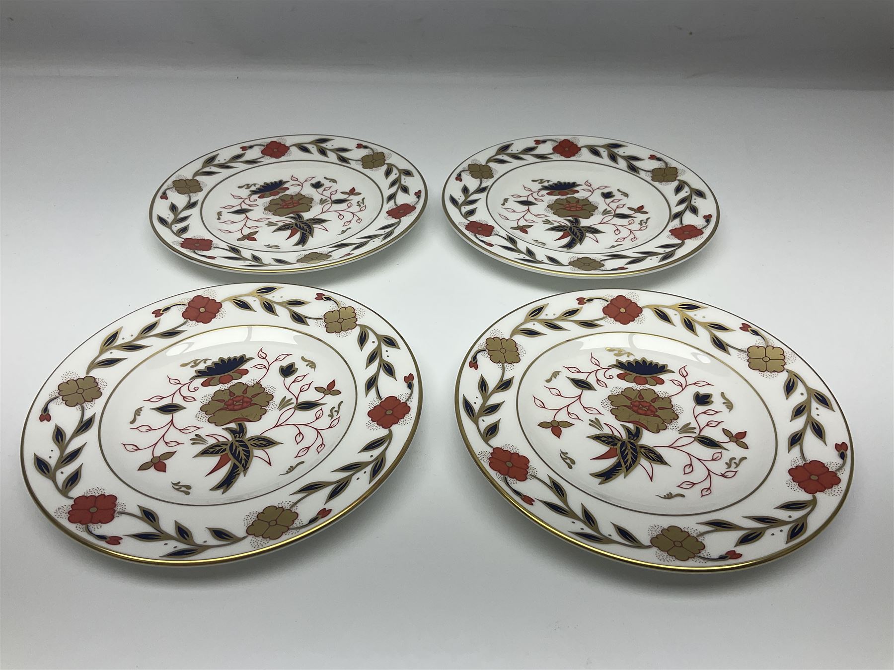 Royal Crown Derby Asian Rose pattern - Image 6 of 8