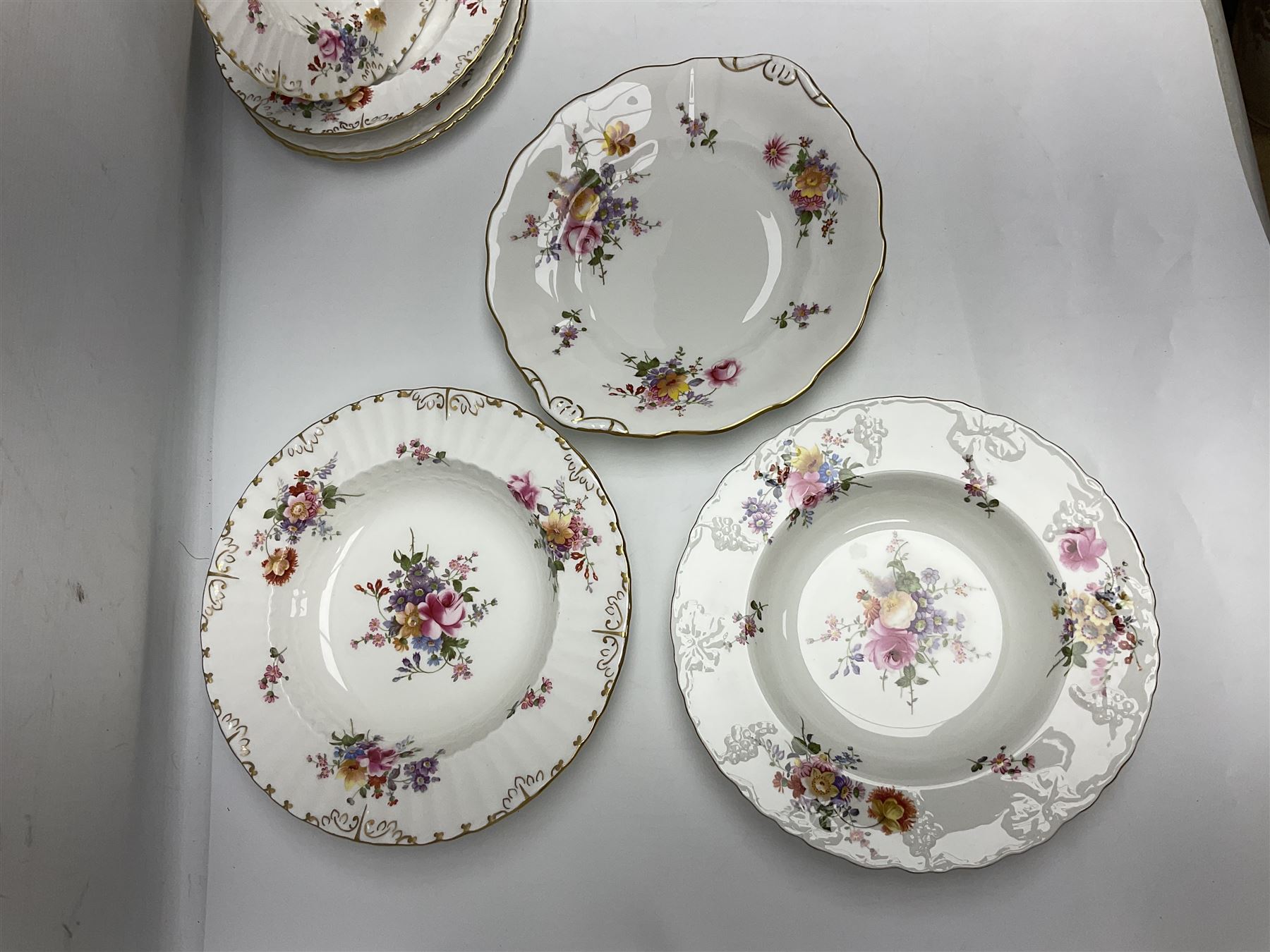 Royal Crown Derby Posies pattern tea service for six - Image 8 of 16