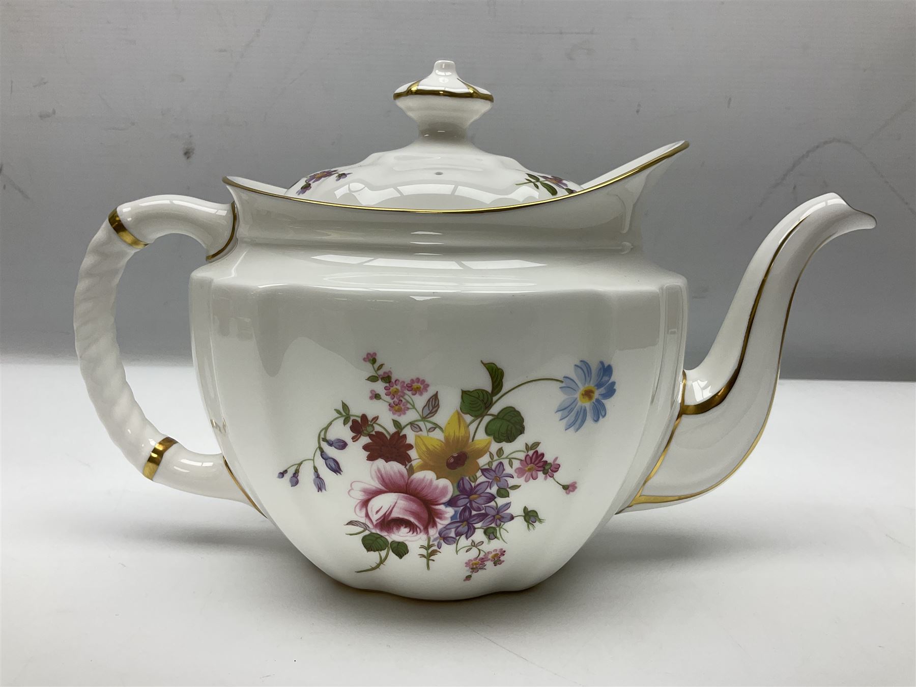 Royal Crown Derby Posies pattern tea service for six - Image 15 of 16