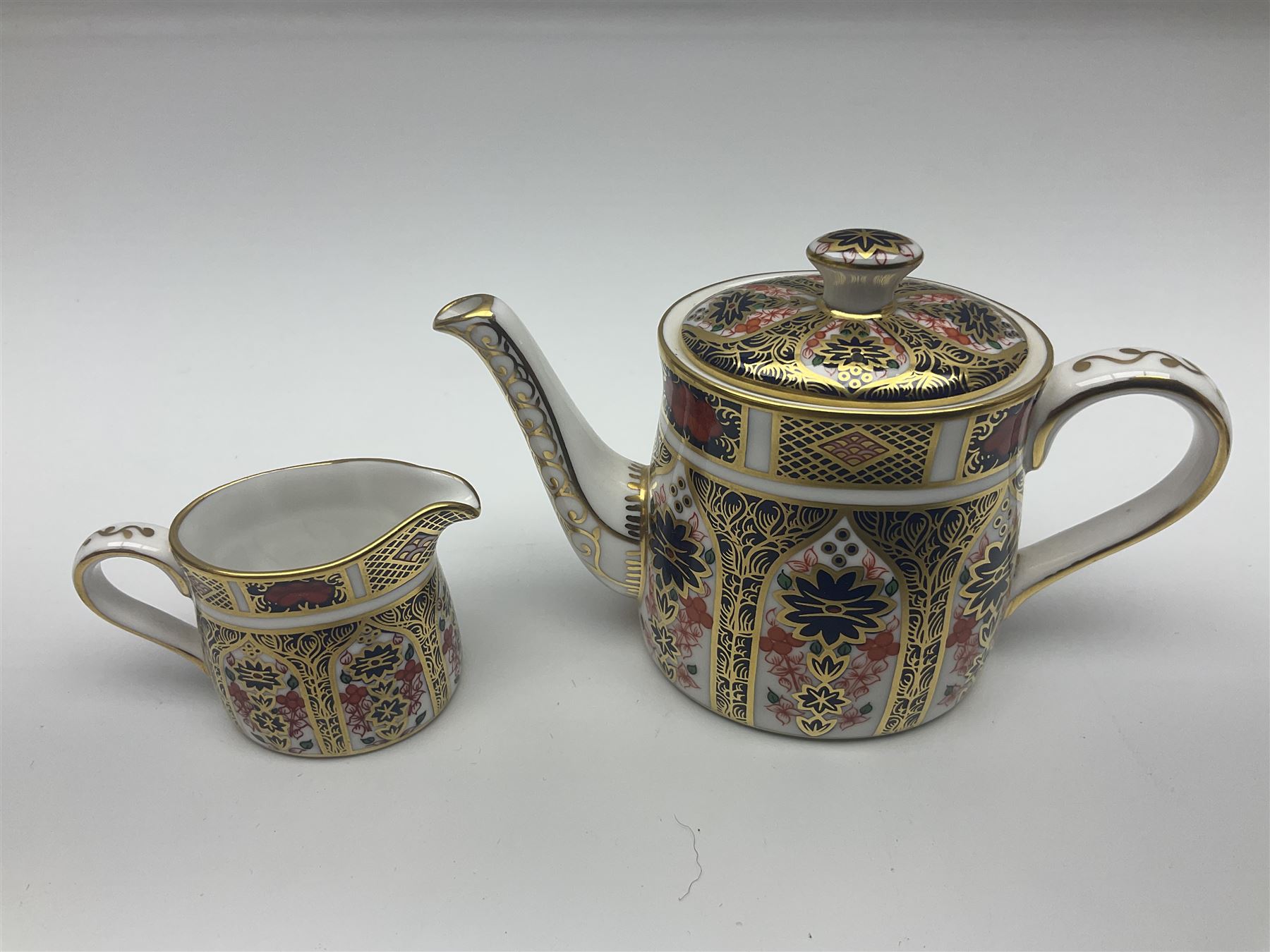 Royal Crown Derby Imari pattern miniature tea set - Image 5 of 10