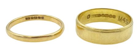 Two 18ct gold wedding bands