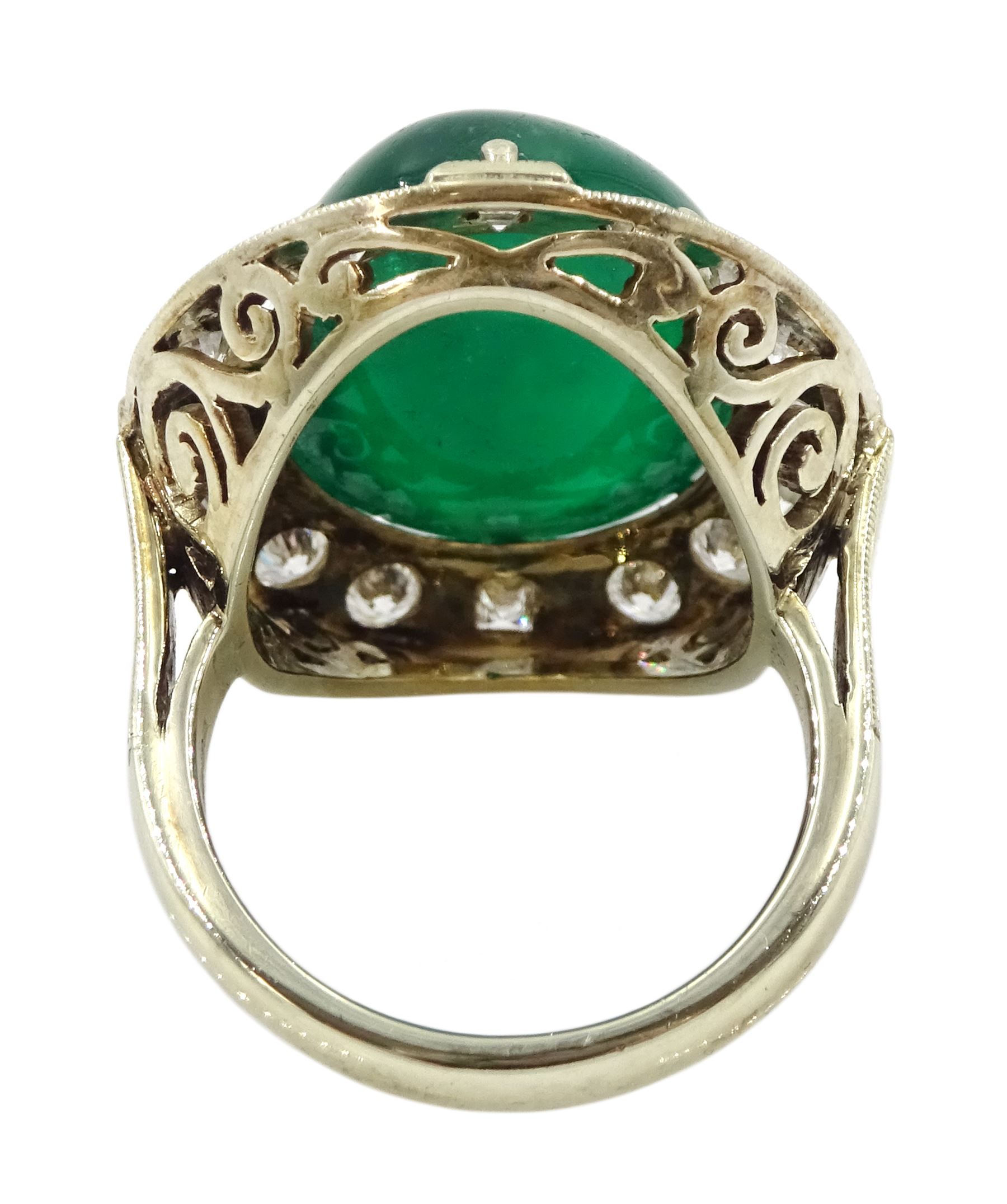 Gold emerald and diamond ring - Image 6 of 9