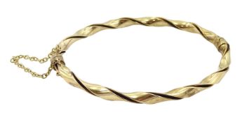 9ct gold twist hinged bangle