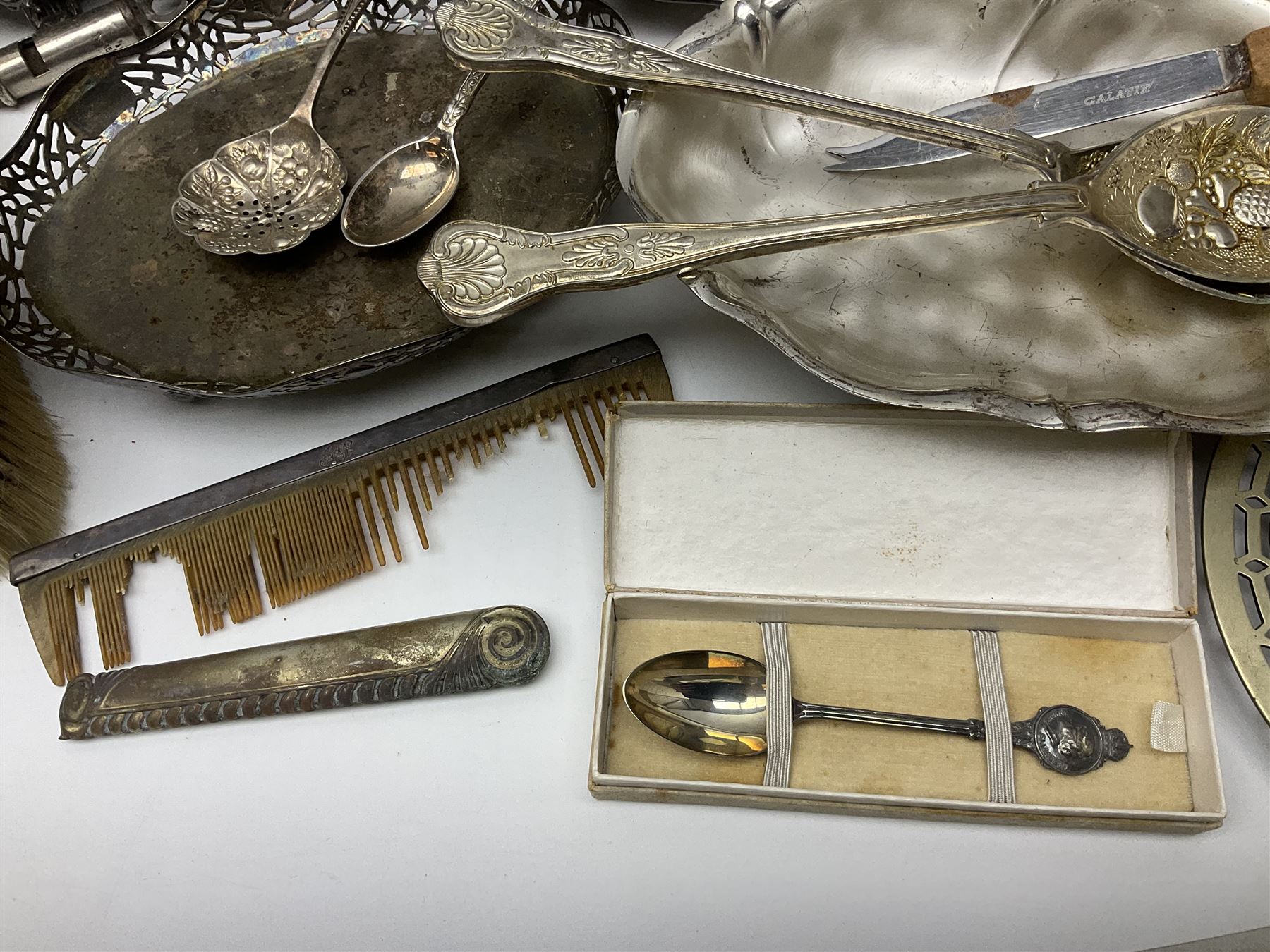 1920s silver five piece dressing table set - Image 7 of 15