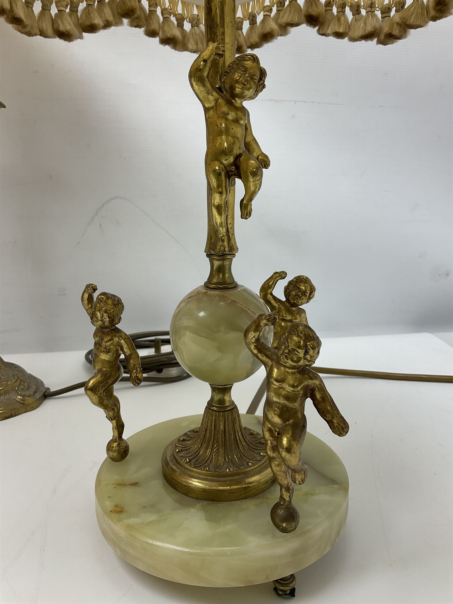 Green onyx and gilt metal table lamp decorated with puttos - Image 5 of 13