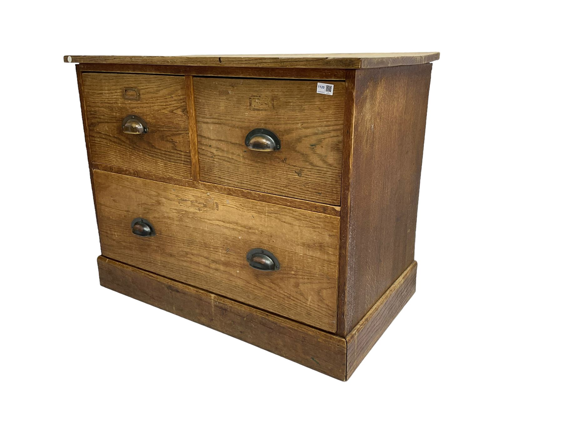 Early to mid-20th century oak chest - Image 3 of 7