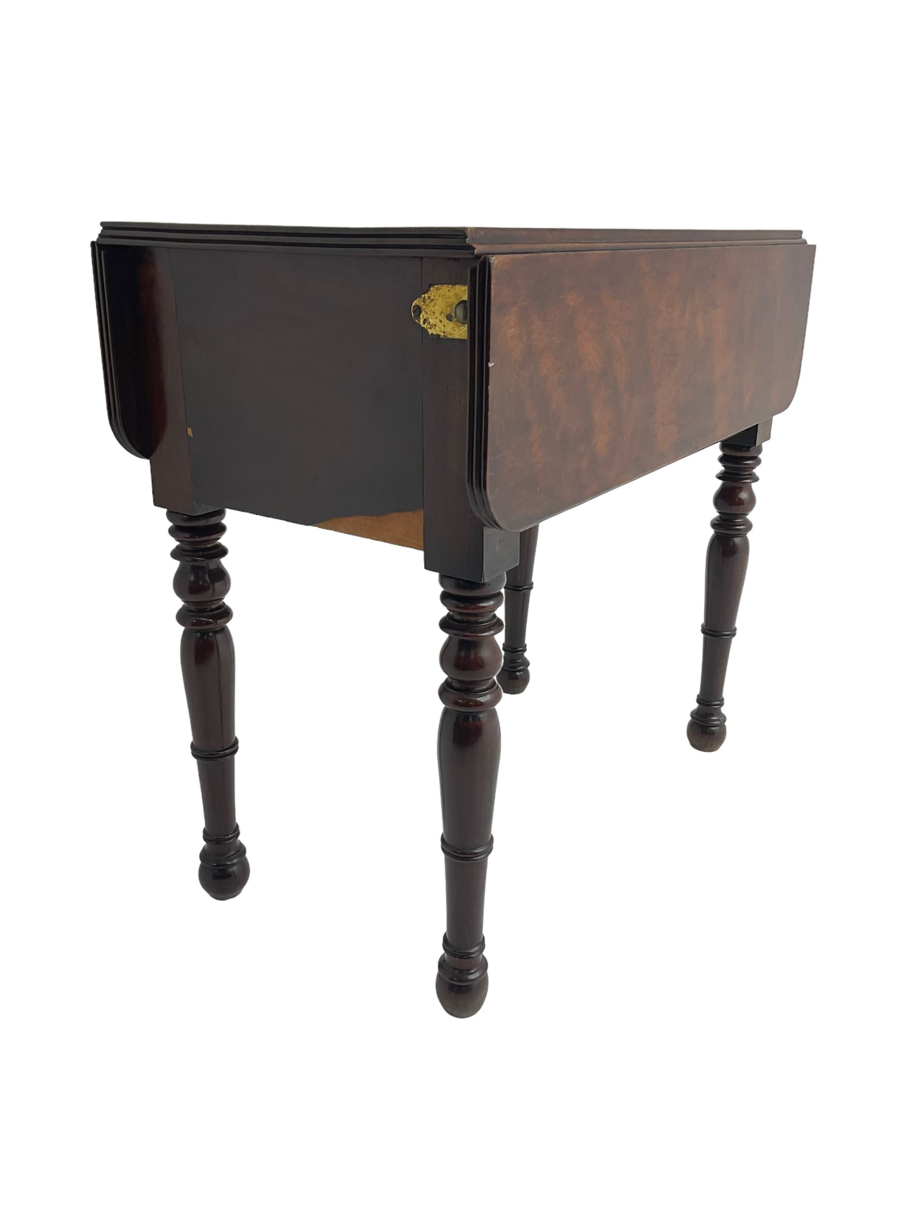 19th century walnut drop leaf side table - Image 3 of 7