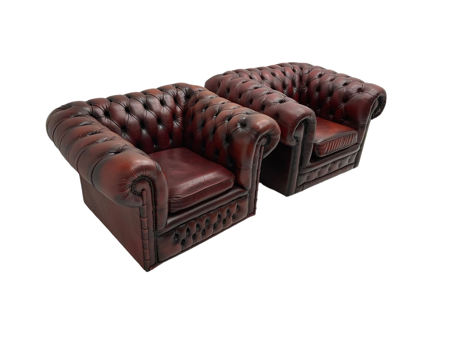 Pair chesterfield armchairs in oxblood leather - Image 4 of 7