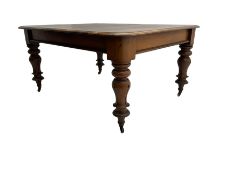 Mid-19th century mahogany dining table