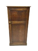 Early 20th century oak cupboard