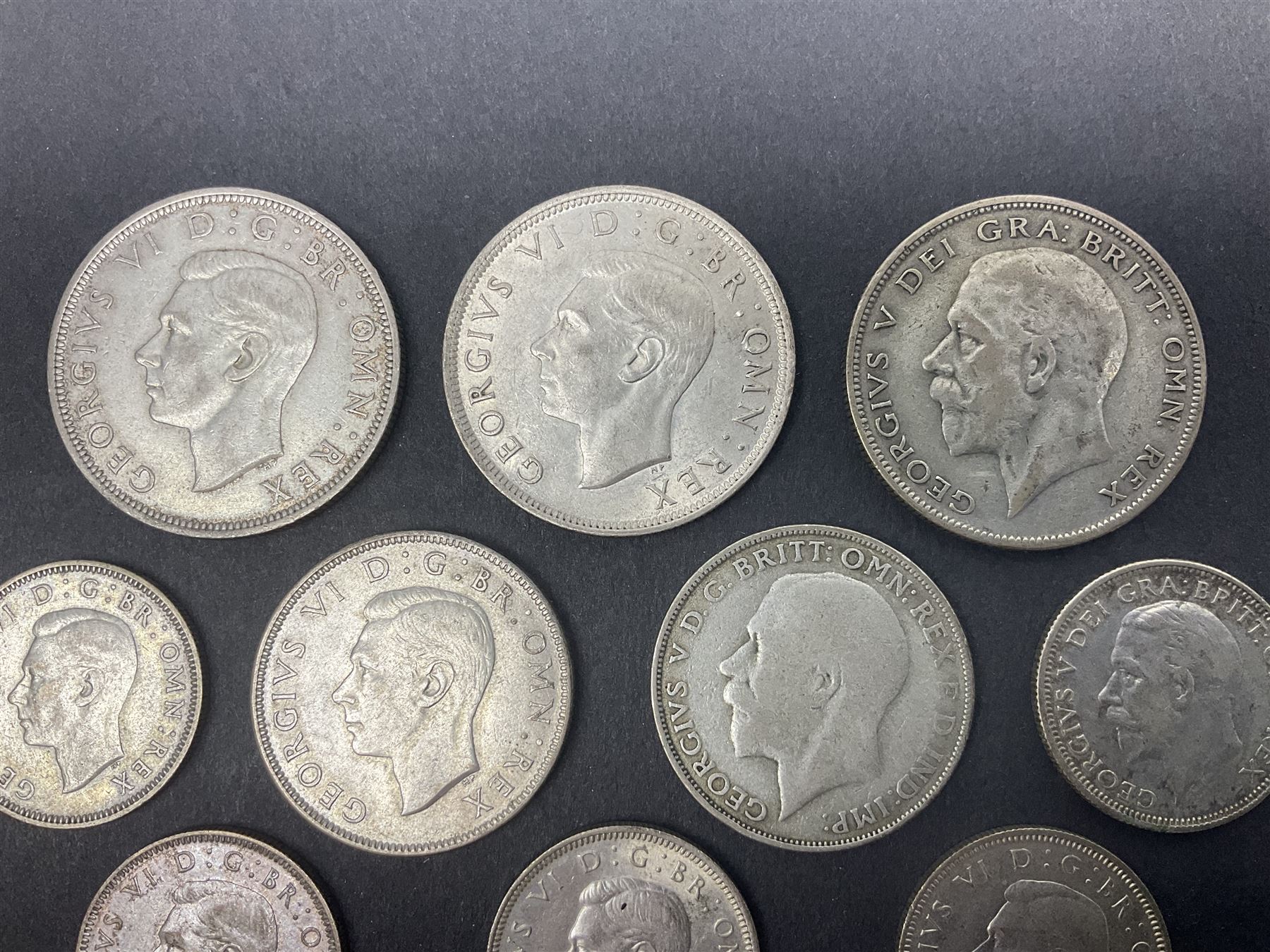 Approximately 100 grams of Great British pre 1947 silver coins including halfcrowns etc - Image 3 of 3
