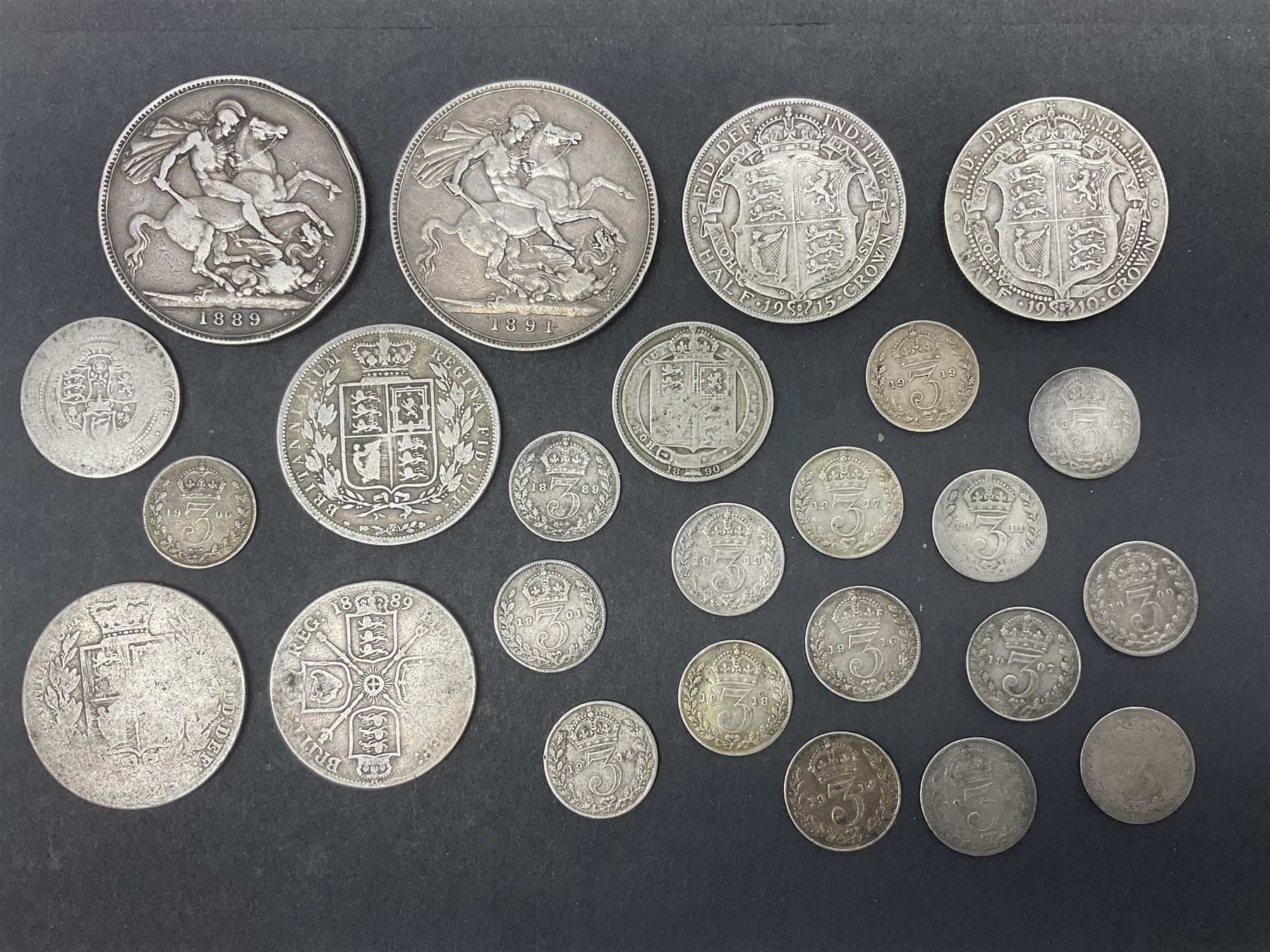 Approximately 150 grams of Great British pre 1920 silver coins - Image 3 of 5