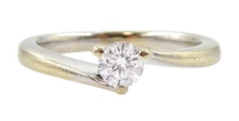 18ct gold single stone round brilliant cut diamond ring