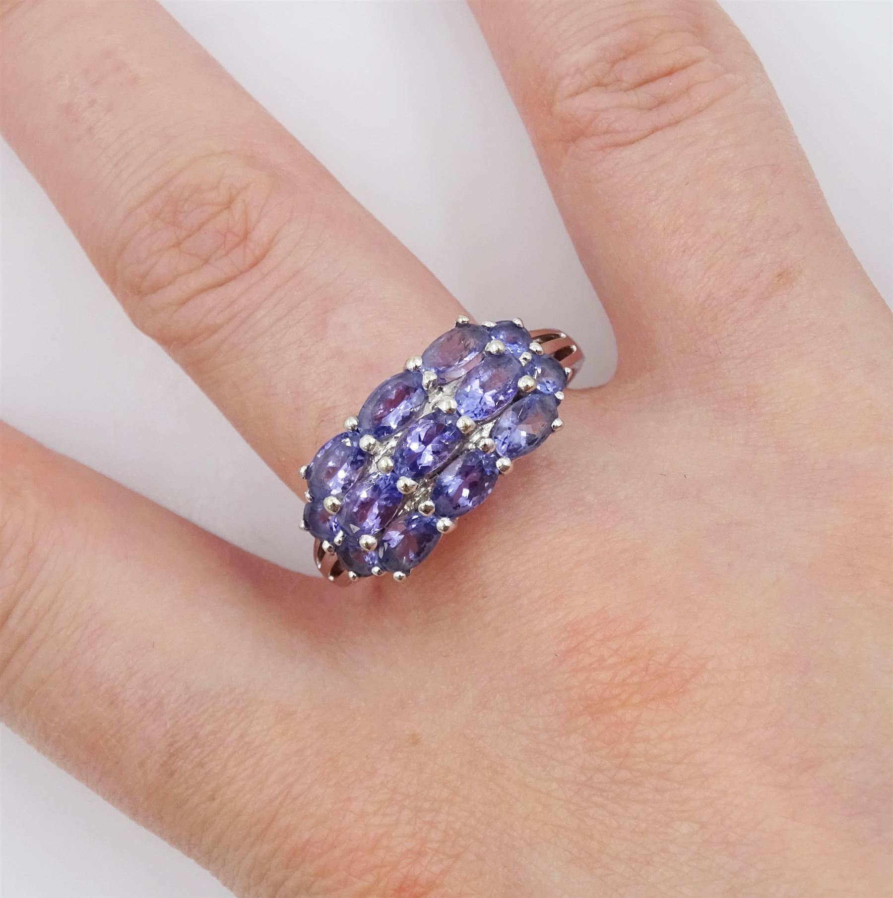 9ct white gold three row oval tanzanite ring - Image 2 of 4