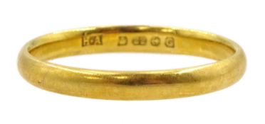 22ct gold wedding band