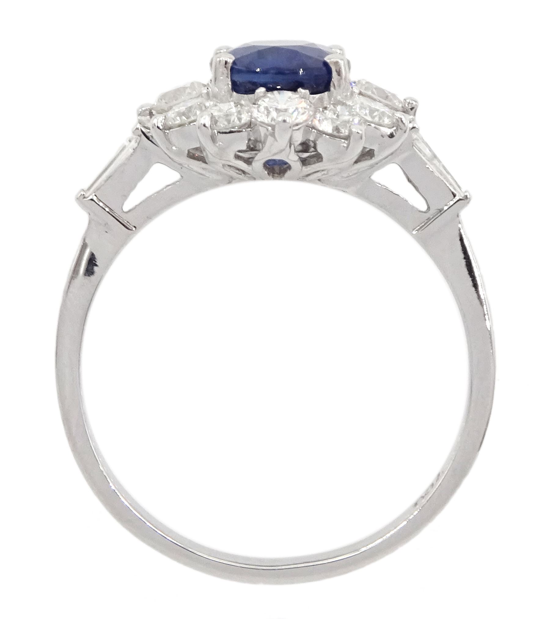 18ct white gold oval sapphire and round brilliant cut diamond cluster ring - Image 4 of 4