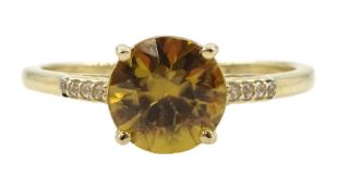 9ct gold yellow zircon ring