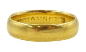 22ct gold wedding band