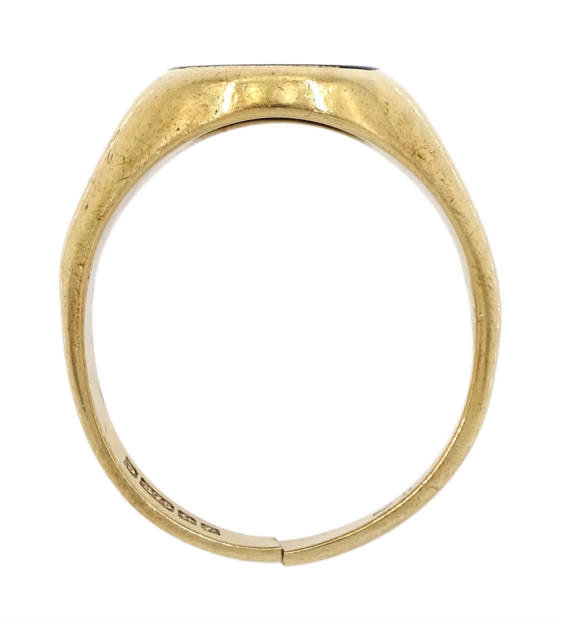 9ct gold single stone black onyx signet ring - Image 3 of 3