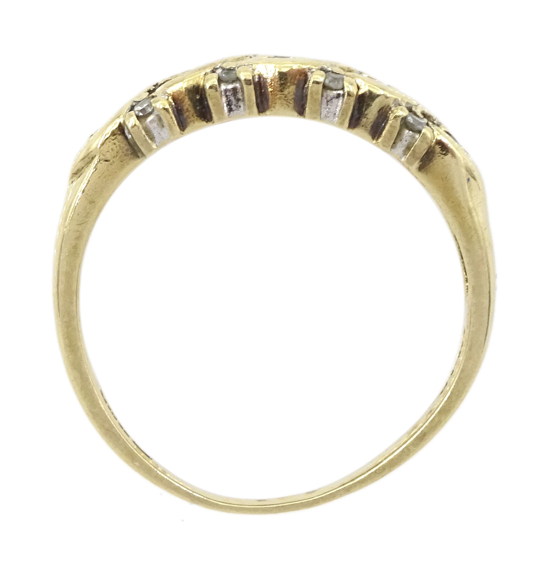 9ct ring diamond crossover ring - Image 4 of 4