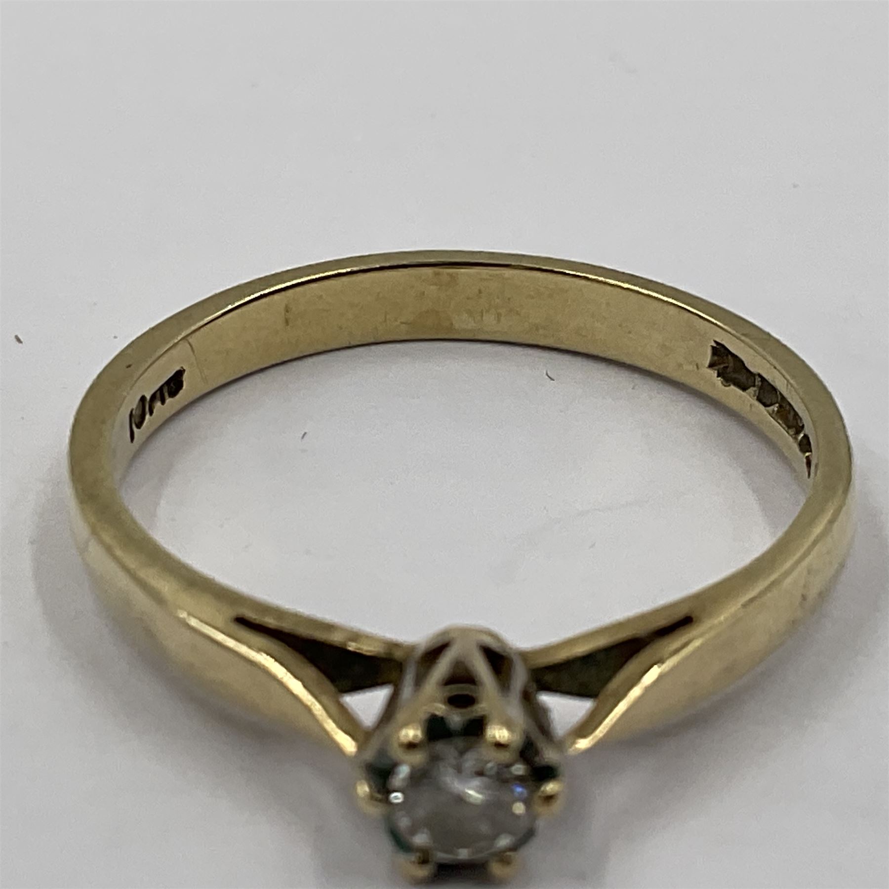9ct gold single stone round brilliant cut diamond ring - Image 3 of 8