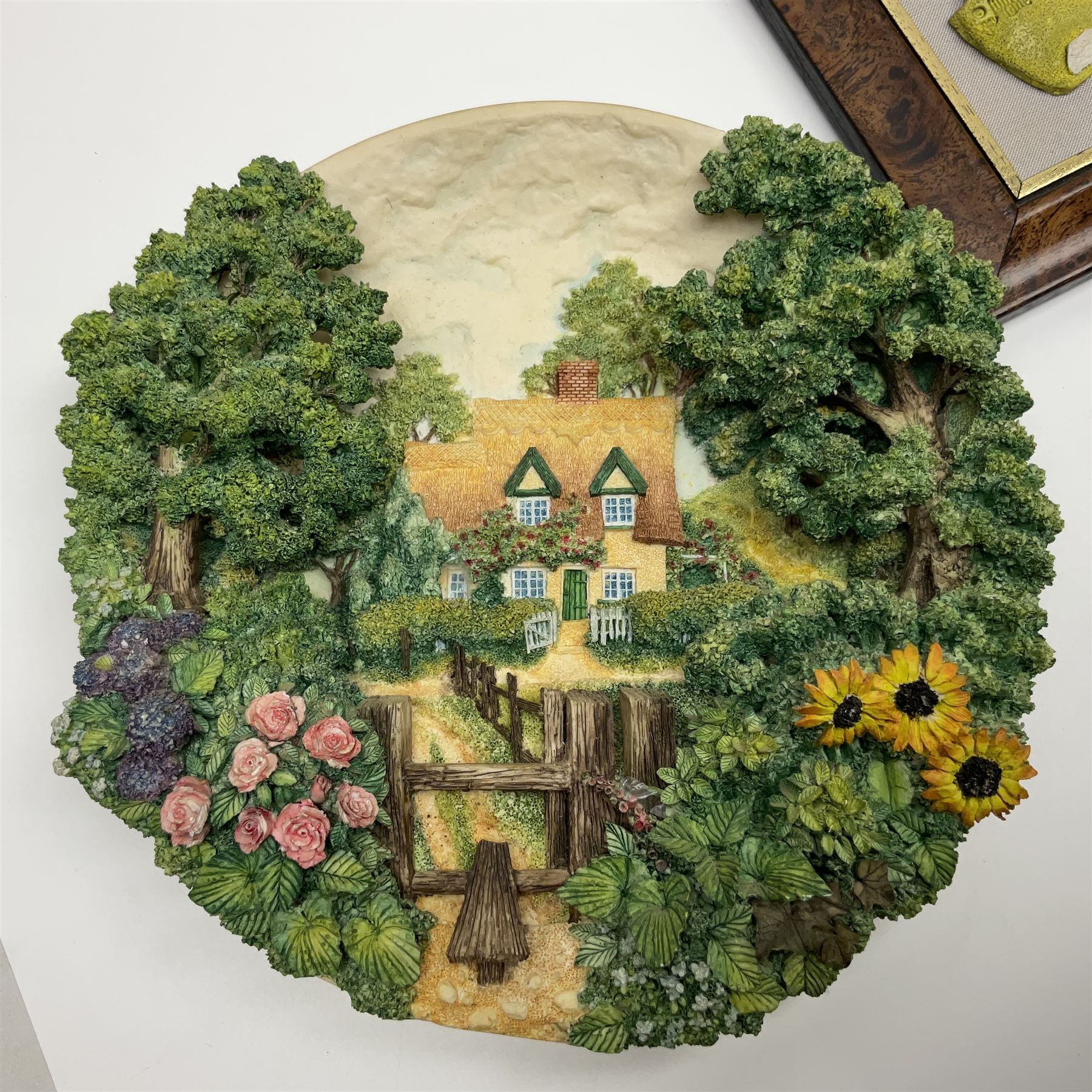 Eight Lilliput Lane framed wall plaques - Image 9 of 13
