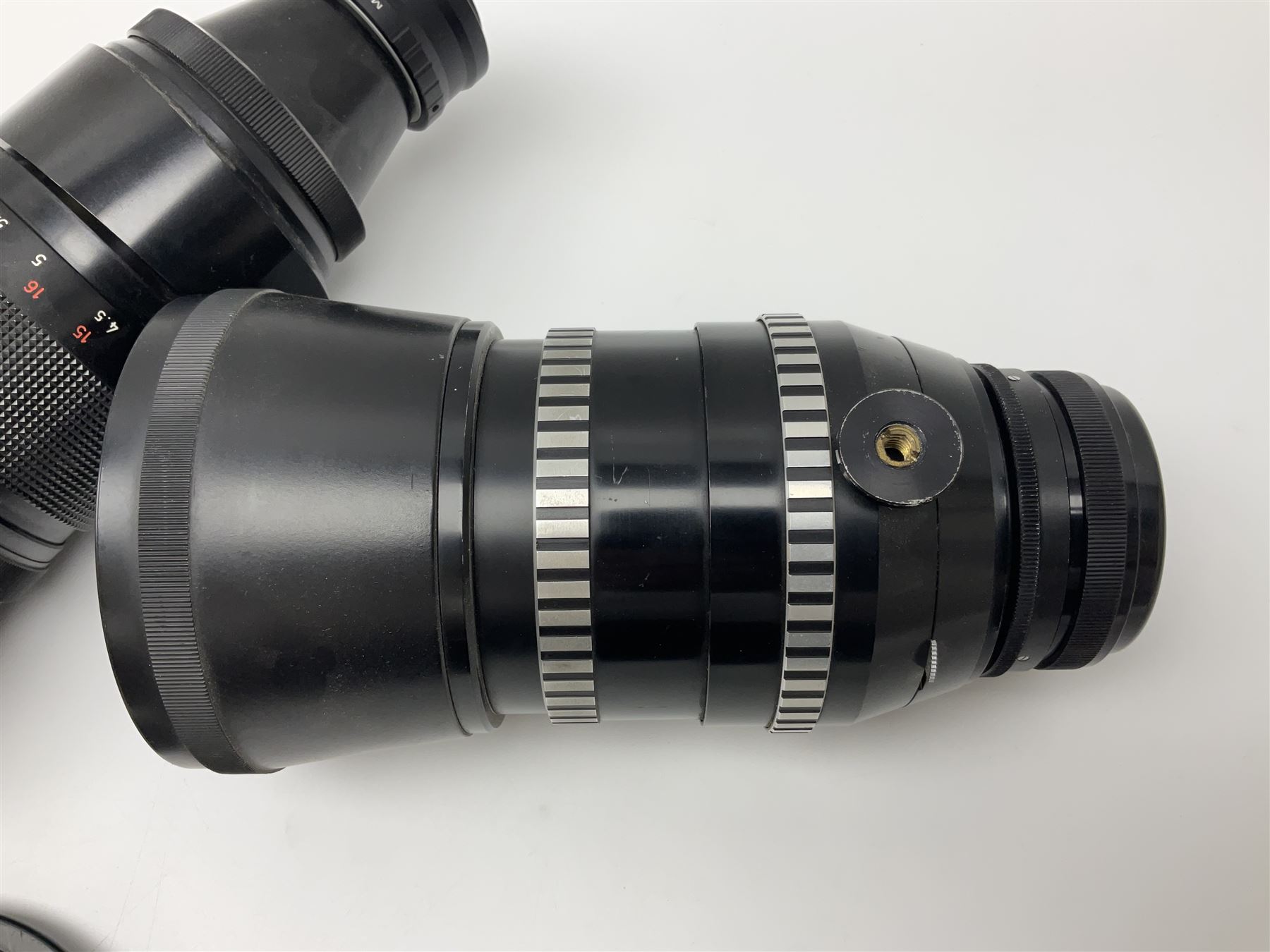 Pentacon '300mm f4.0 telephoto' lens serial no.8602124 - Image 7 of 19