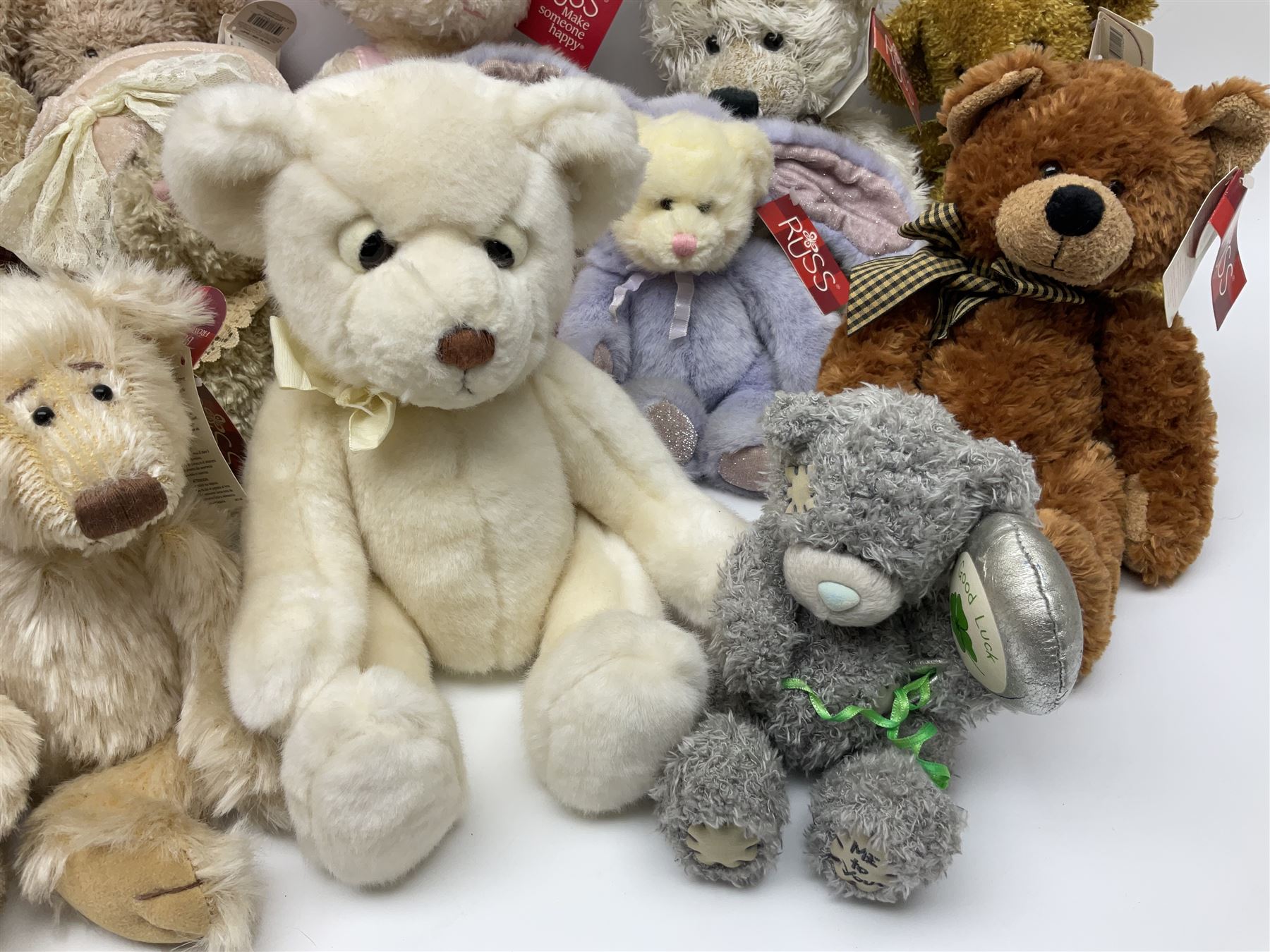 Eighteen Russ teddy bears including Ariella - Image 11 of 16
