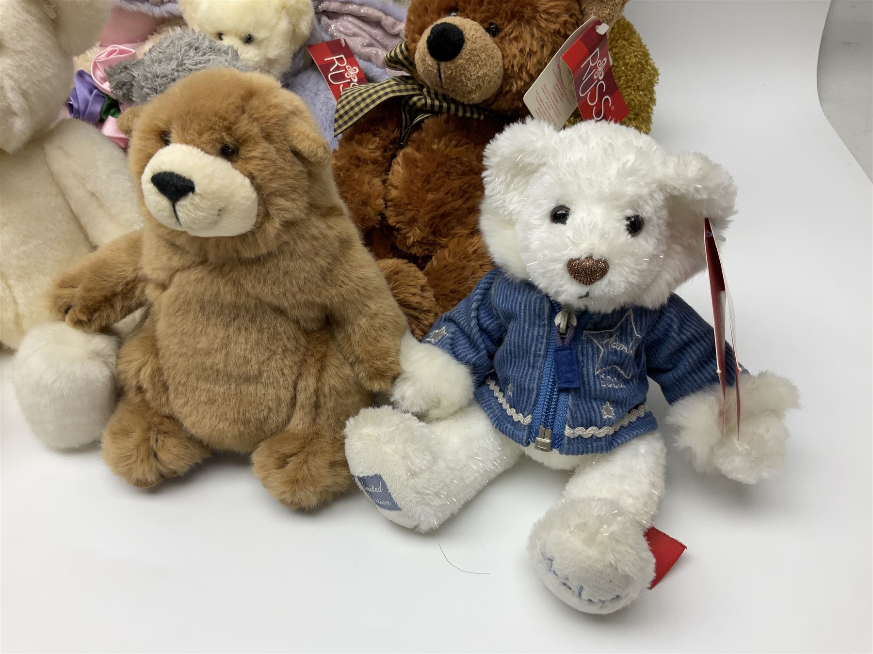 Eighteen Russ teddy bears including Ariella - Image 6 of 16