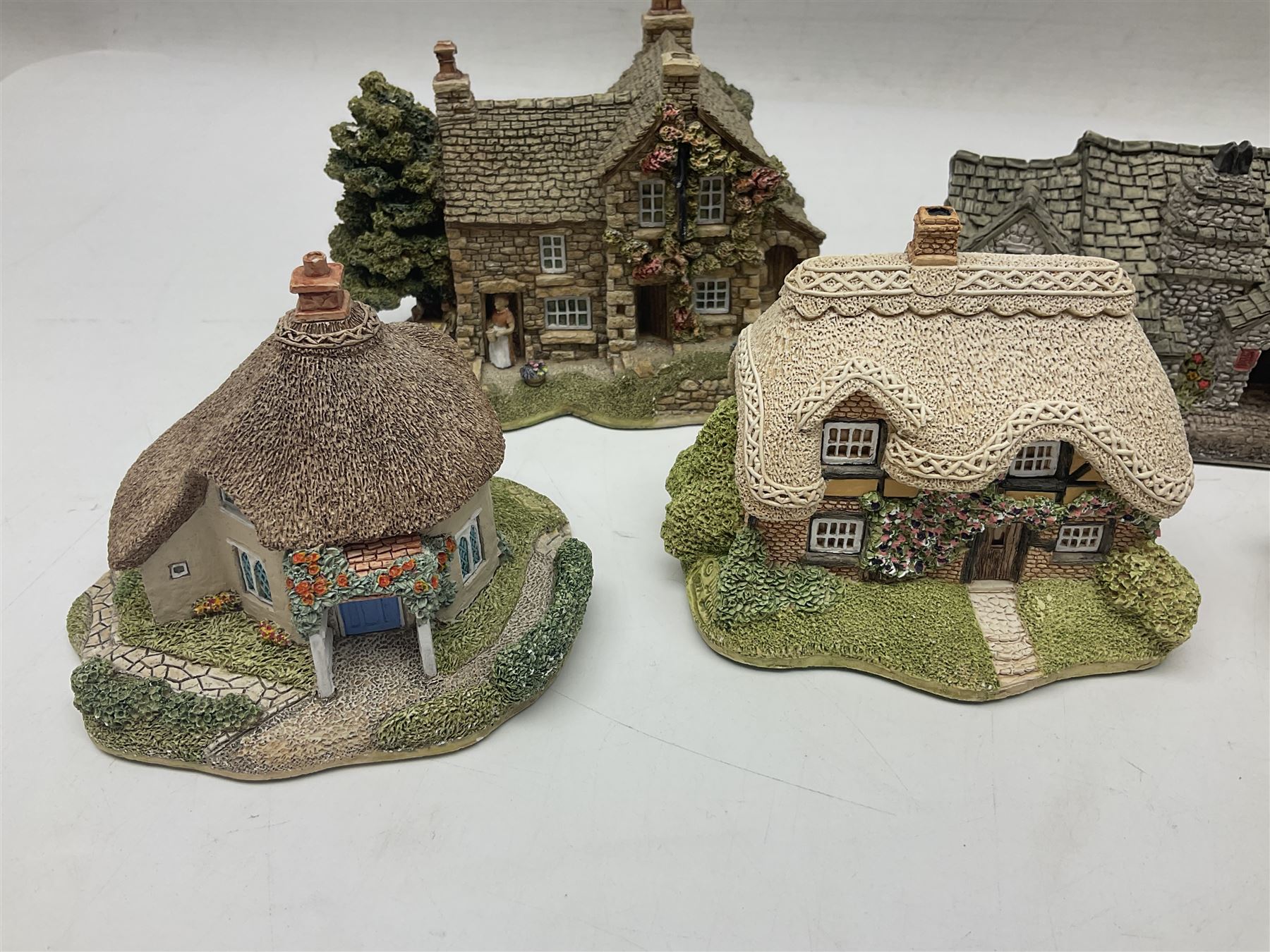 Seventeen Lilliput Lane models - Image 7 of 12