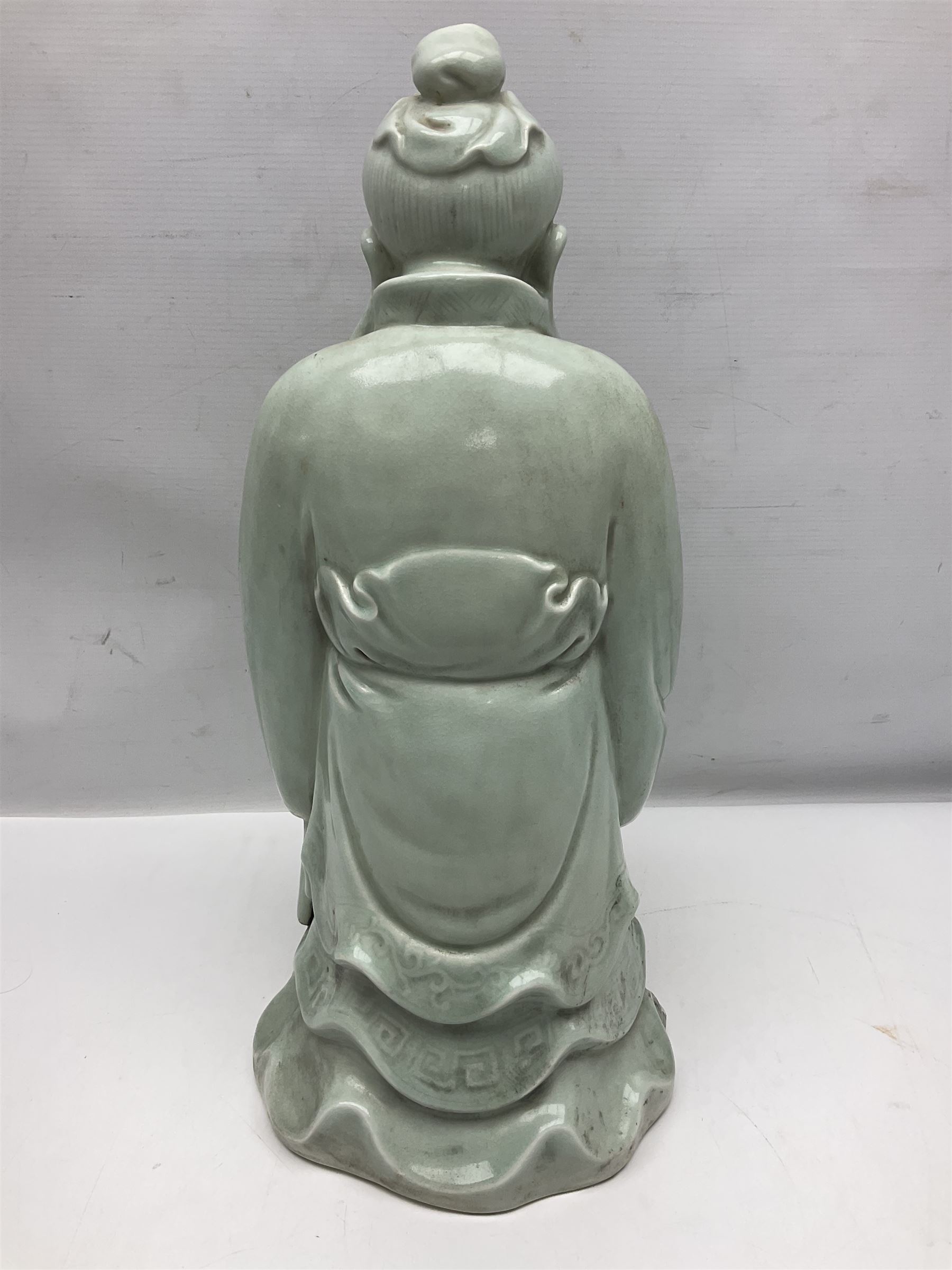 Chinese celadon glazed figure of Confucius - Image 4 of 5