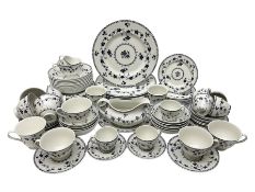 Royal Doulton Yorktown pattern part tea and dinner service