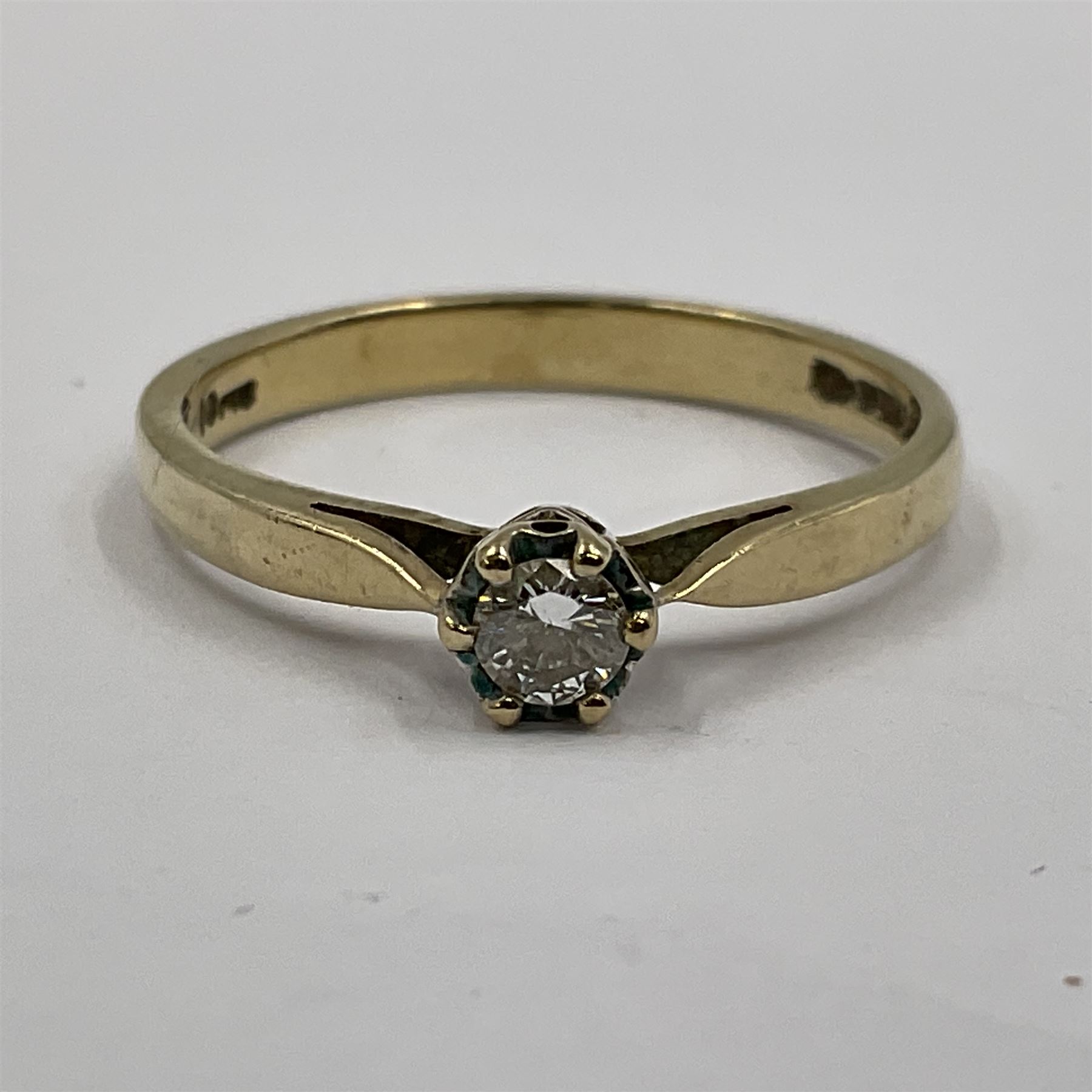 9ct gold single stone round brilliant cut diamond ring - Image 2 of 8