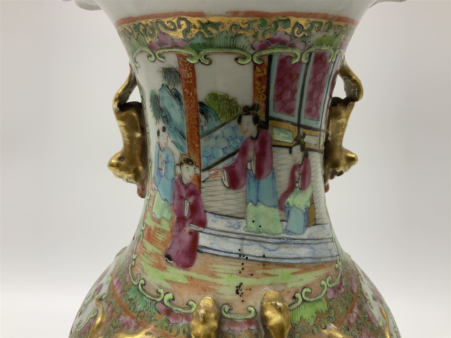 19th century Chinese Canton Famille Rose vase - Image 6 of 12