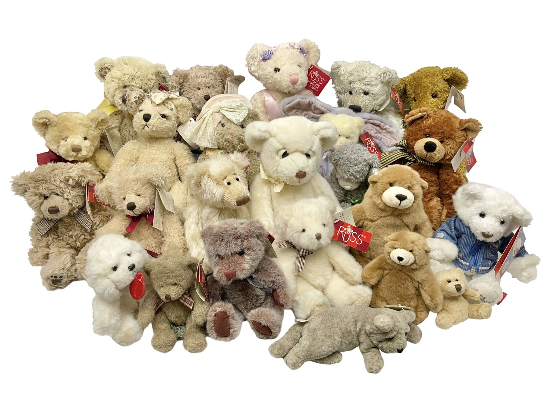 Eighteen Russ teddy bears including Ariella