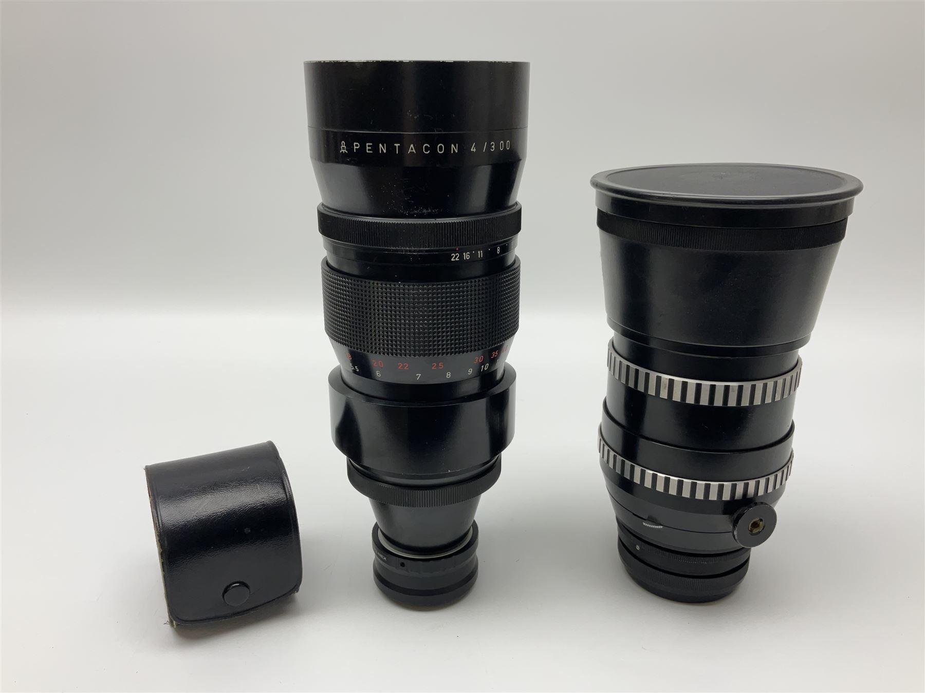 Pentacon '300mm f4.0 telephoto' lens serial no.8602124 - Image 19 of 19