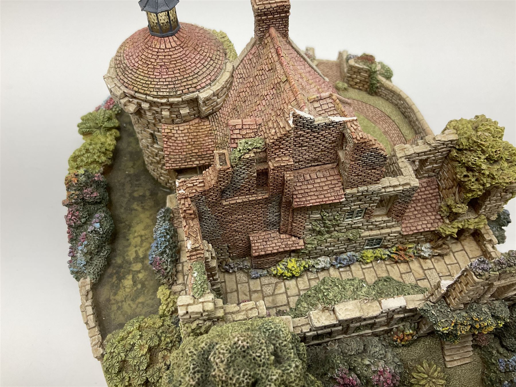 Three Lilliput Lane - Image 3 of 18