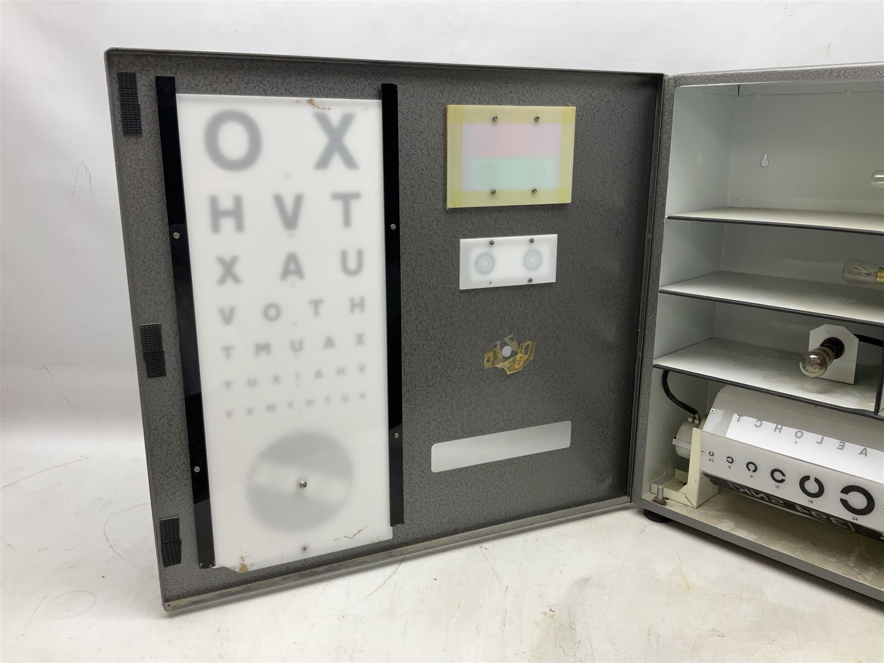 Mid 20th century optician's illuminated eye test chart - Image 7 of 11