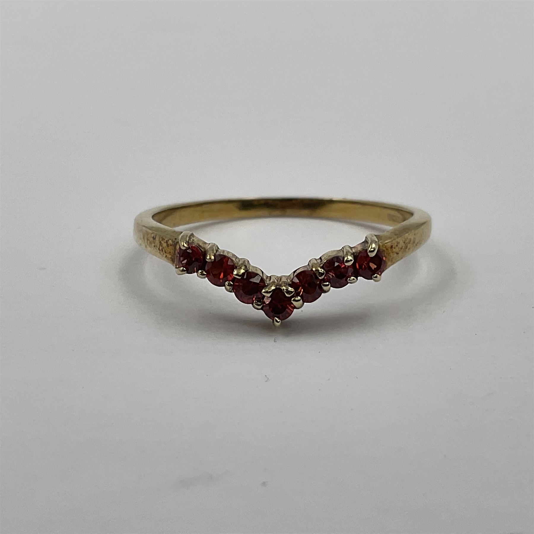 9ct gold seven stone fire opal wishbone ring - Image 3 of 4