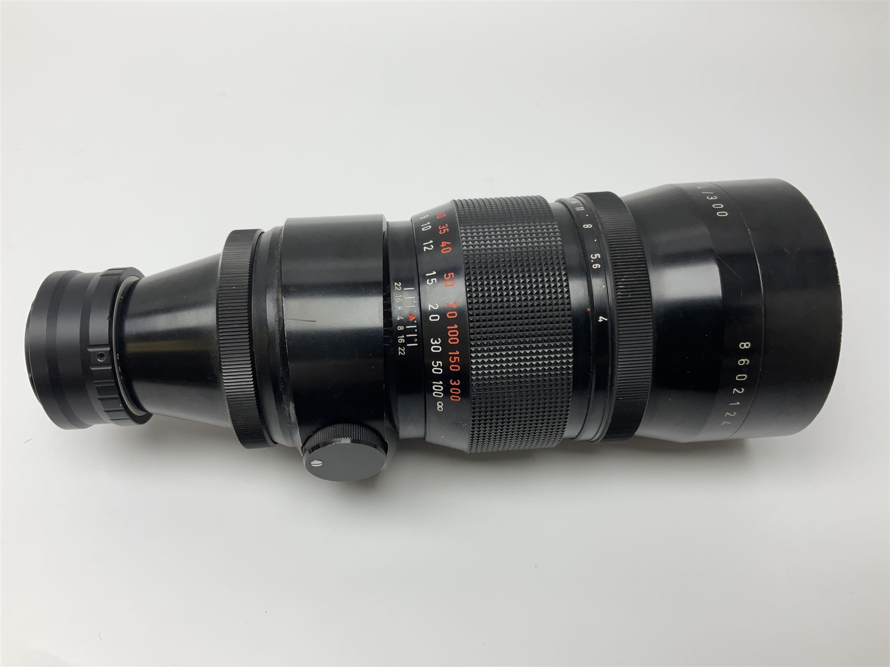 Pentacon '300mm f4.0 telephoto' lens serial no.8602124 - Image 10 of 19