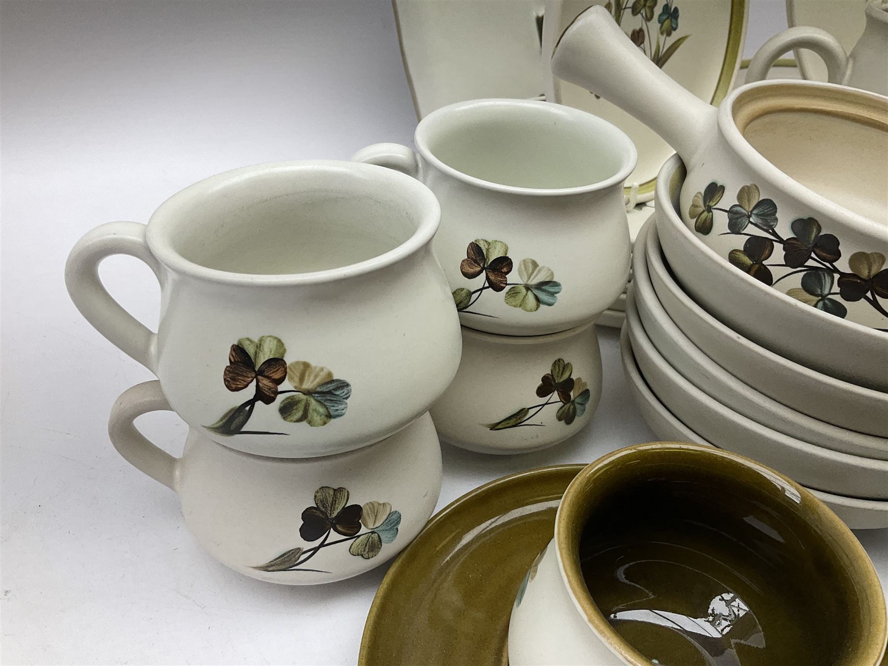 Denby Shamrock pattern part tea and dinner wares - Image 6 of 12