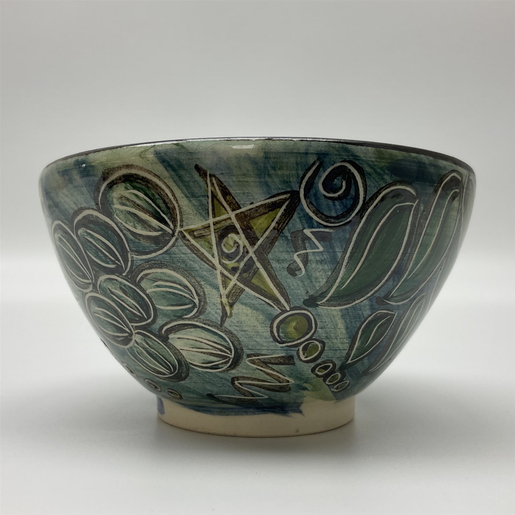 Studio pottery bowl - Image 3 of 7