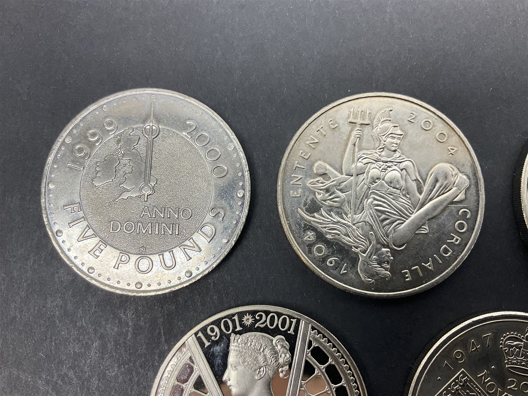 Five Queen Elizabeth II United Kingdom five pound coins - Image 2 of 5