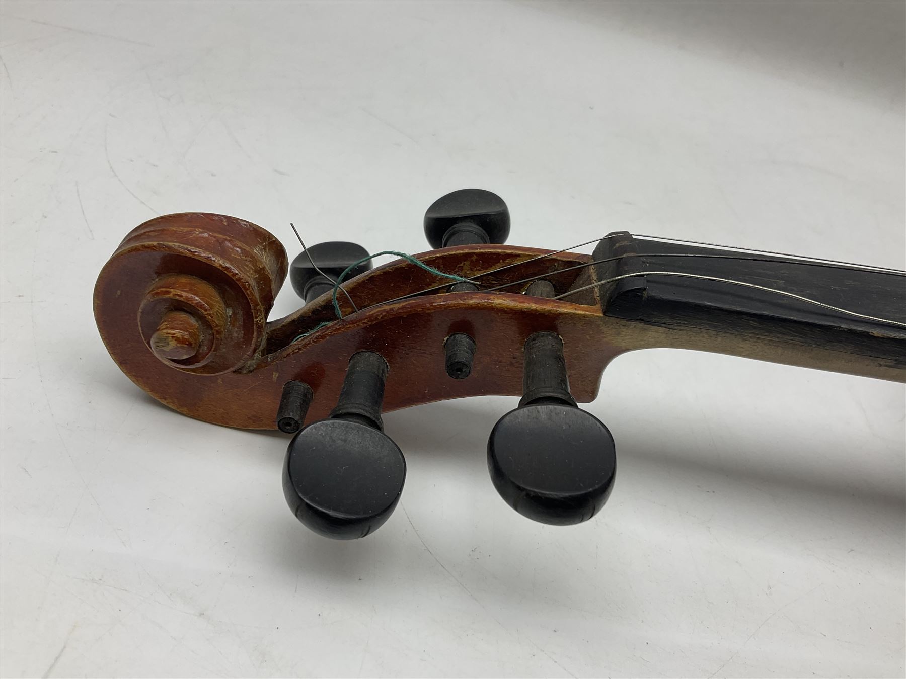 1920s Czechoslovakian violin - Image 6 of 9