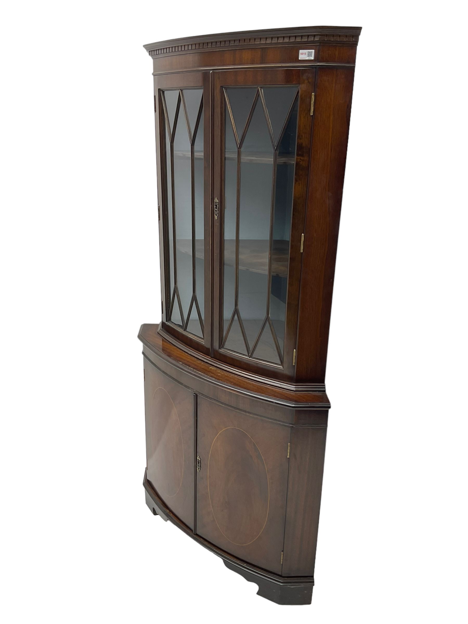 Regency design mahogany standing corner cabinet - Image 2 of 2