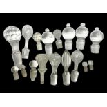 Quantity of glass decanter stoppers