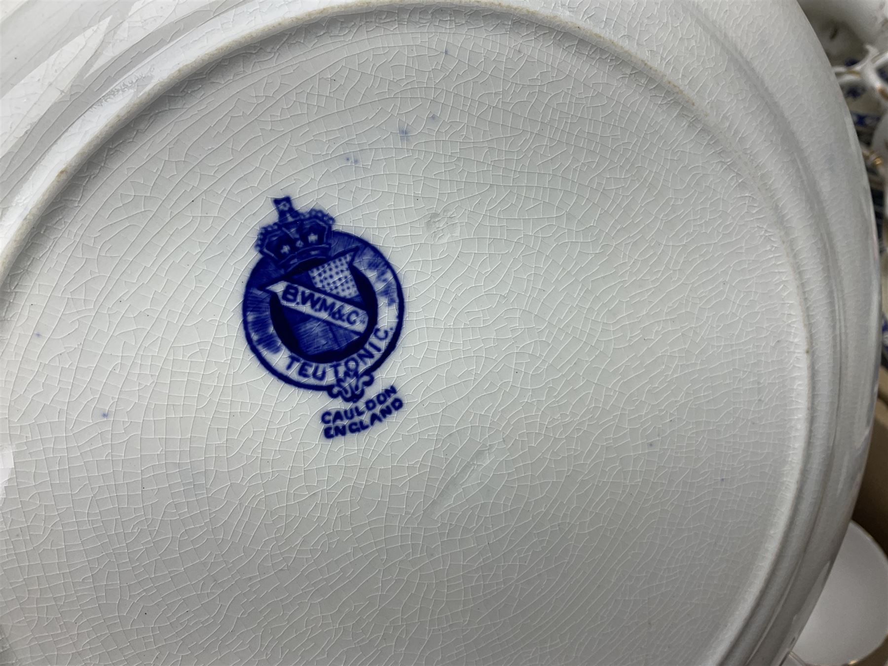 Mintons Delft dinner plates - Image 7 of 12