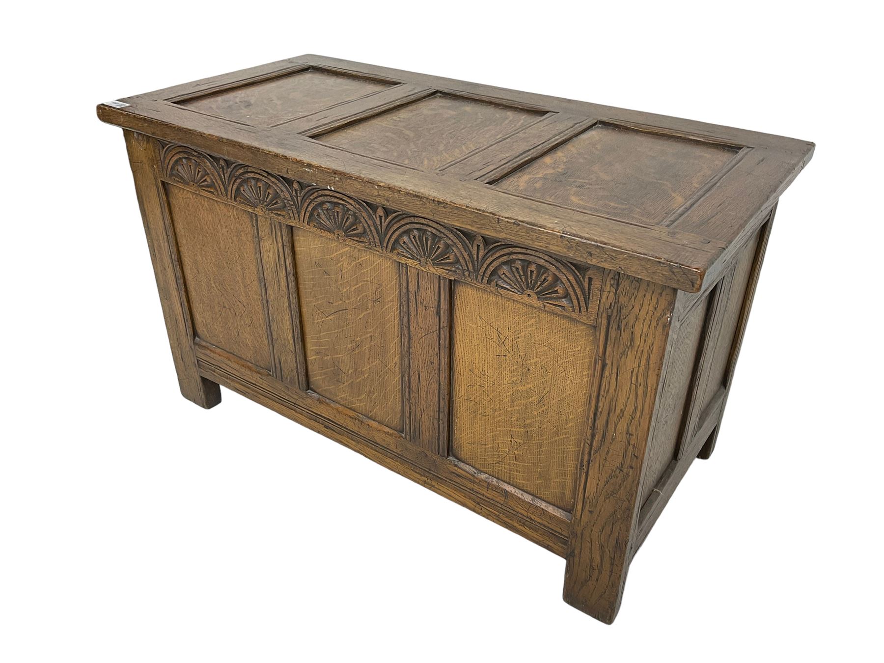 Mid-20th century panelled oak blanket box - Image 3 of 8