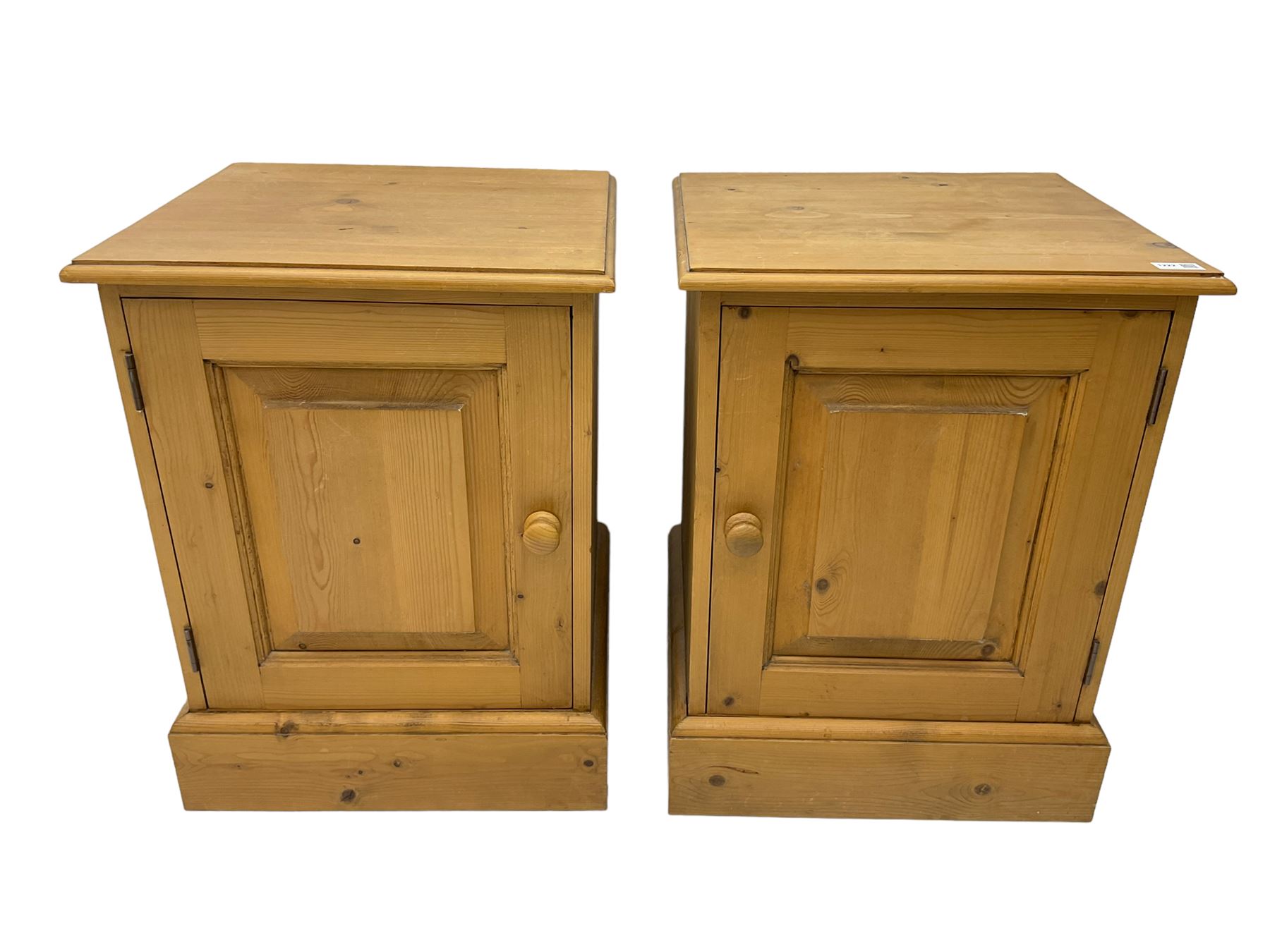 Pair pine bedside cabinets - Image 2 of 7