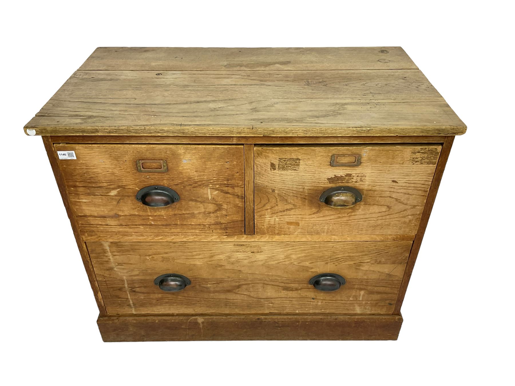 Early to mid-20th century oak chest - Image 2 of 6